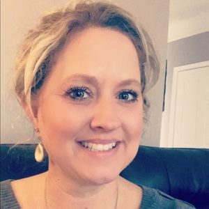 Meet your Posher, Christy